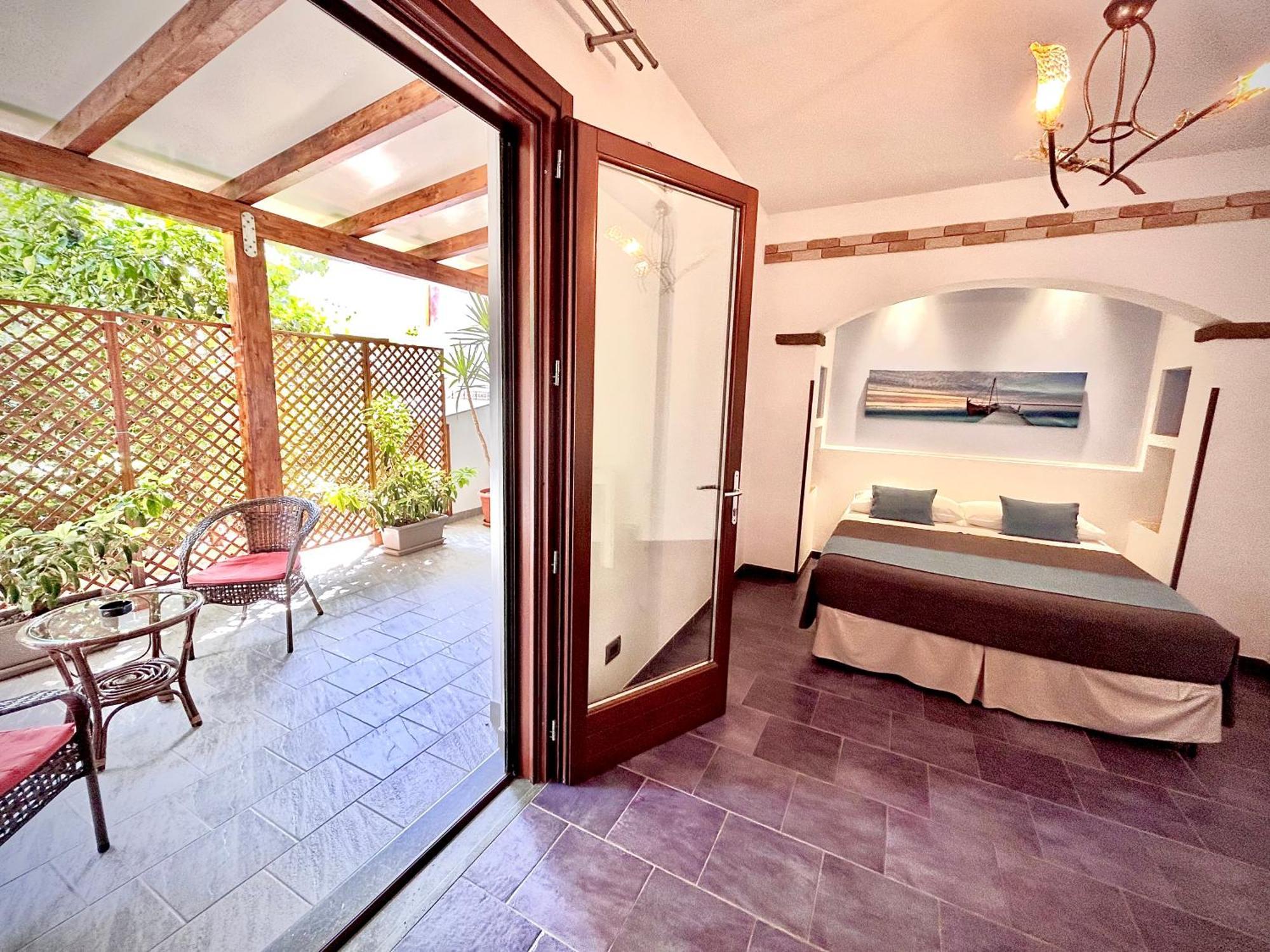 B&B L'Angolino Della Nonna Castelluzzo Luaran gambar