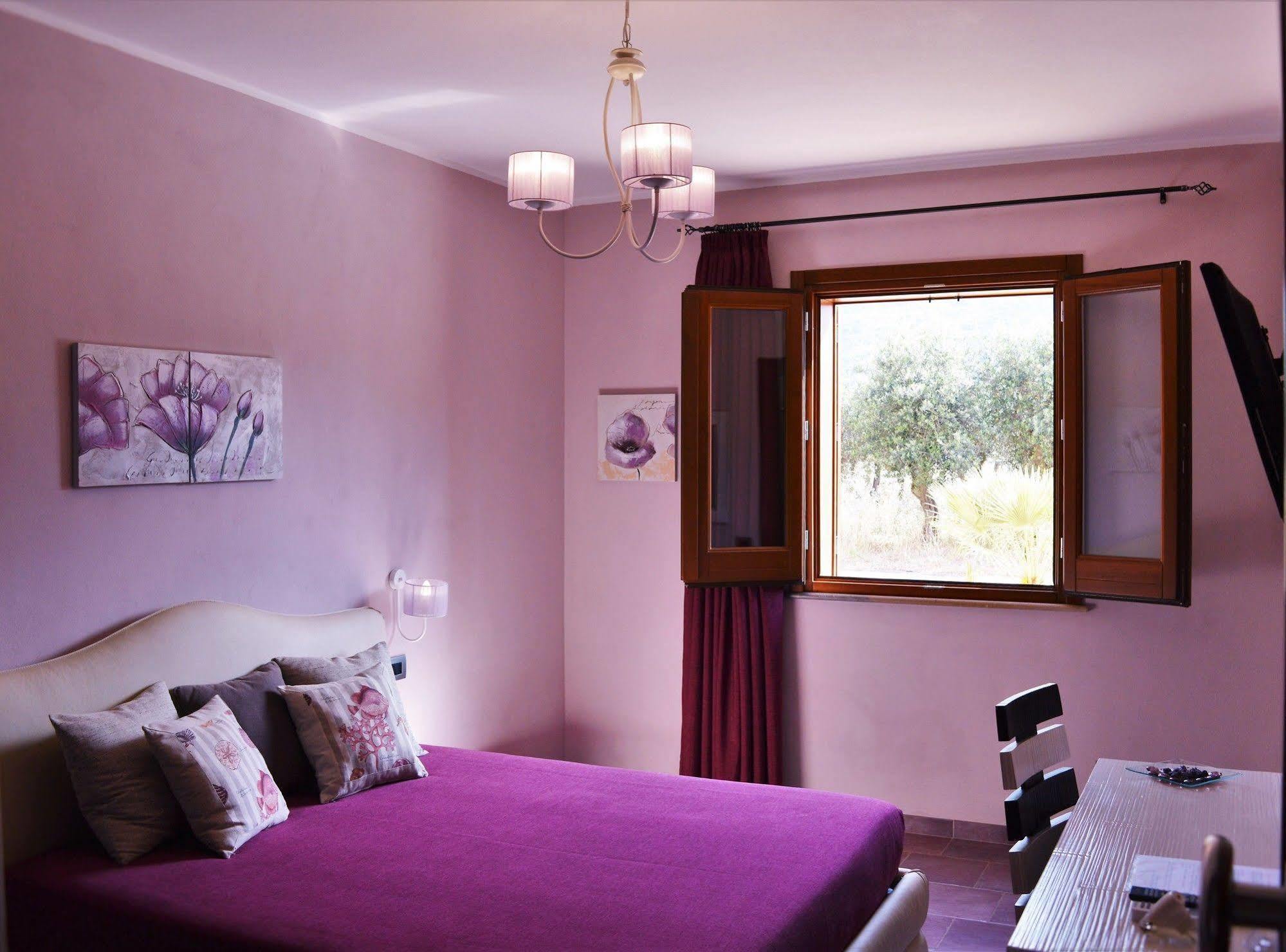 B&B L'Angolino Della Nonna Castelluzzo Luaran gambar