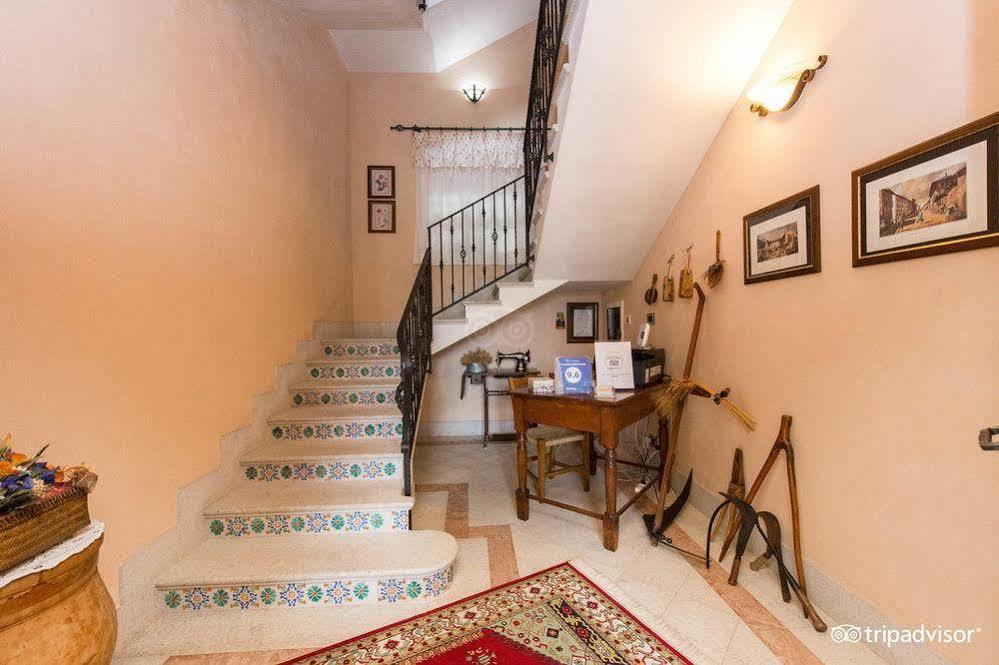 B&B L'Angolino Della Nonna Castelluzzo Luaran gambar